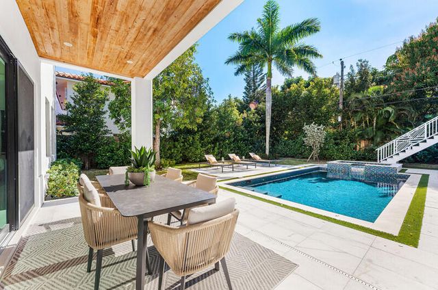 250 Plymouth Road, West Palm Beach, FL 33405