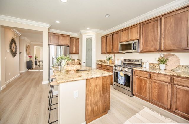 1701 Sandypoint Rd, West Sacramento, CA 95691