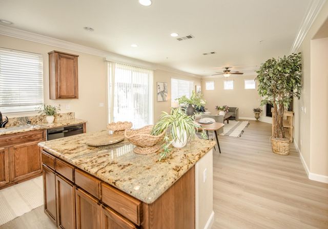 1701 Sandypoint Rd, West Sacramento, CA 95691