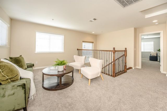 1701 Sandypoint Rd, West Sacramento, CA 95691