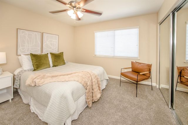 1701 Sandypoint Rd, West Sacramento, CA 95691