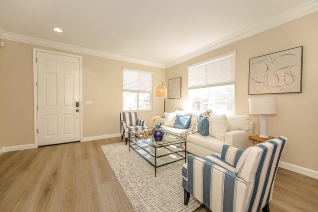 1701 Sandypoint Rd, West Sacramento, CA 95691