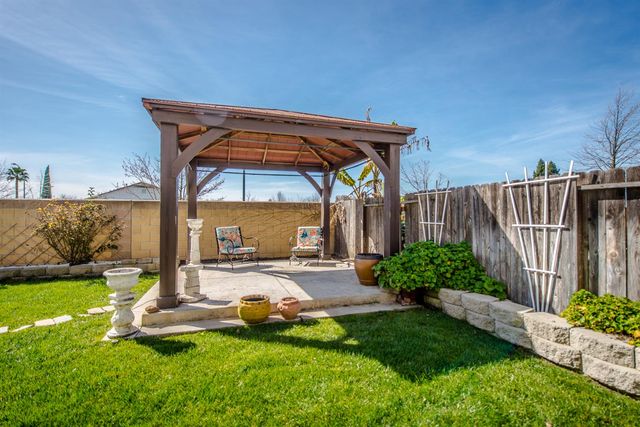 1701 Sandypoint Rd, West Sacramento, CA 95691