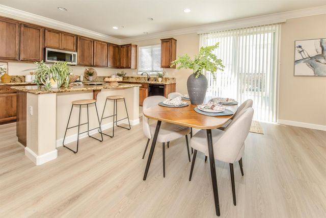 1701 Sandypoint Rd, West Sacramento, CA 95691