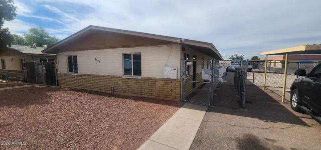 8322 N 60TH Avenue, Glendale, AZ 85302