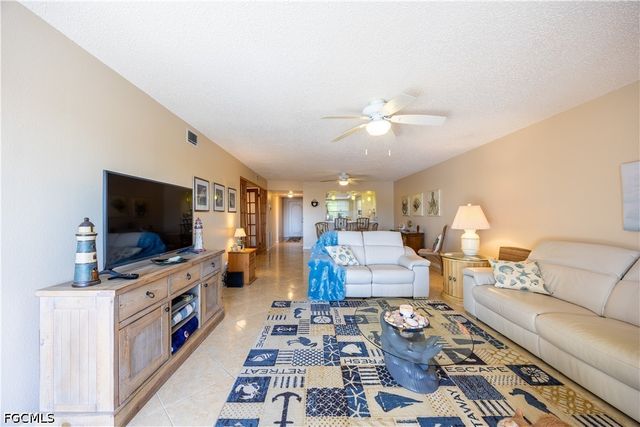 304 Tudor DR 7, Cape Coral, FL 33904