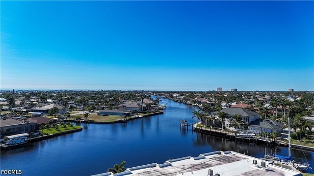 304 Tudor DR 7, Cape Coral, FL 33904