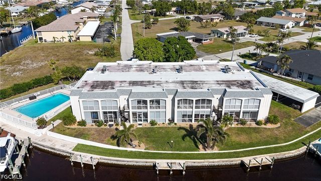 304 Tudor DR 7, Cape Coral, FL 33904