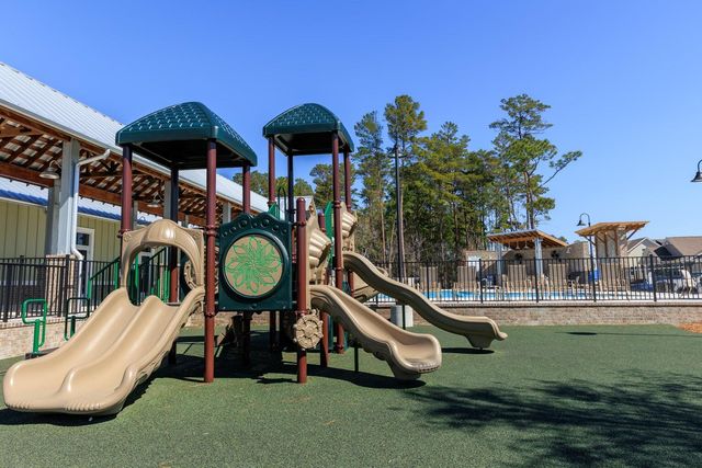 723 Reindeer Road, Niceville, FL 32578