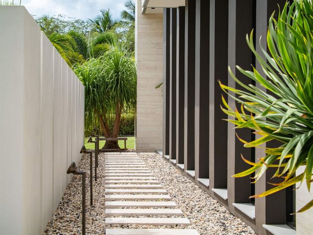 11 Halapa Pl, Kihei, HI 96753