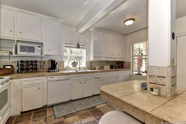 4525 bell springs, Dripping Springs, TX 78620