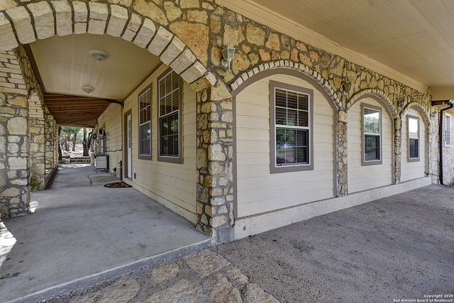 4525 bell springs, Dripping Springs, TX 78620