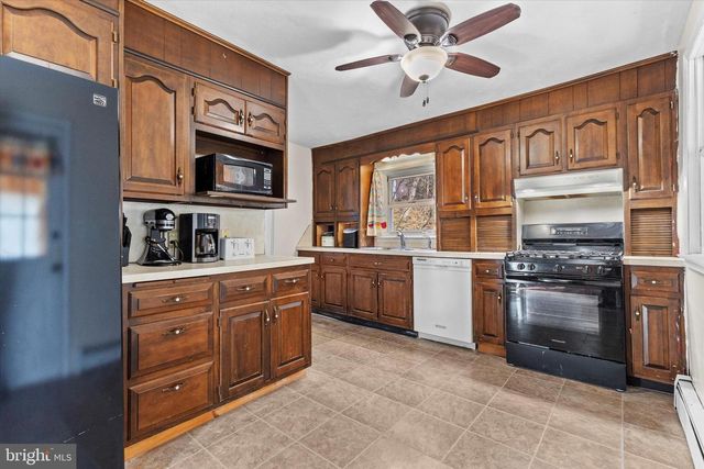 2689 SHERIDAN RD, York, PA 17406