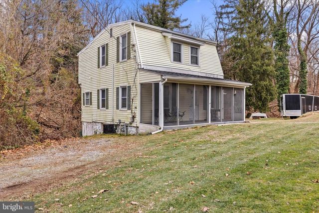 2689 SHERIDAN RD, York, PA 17406