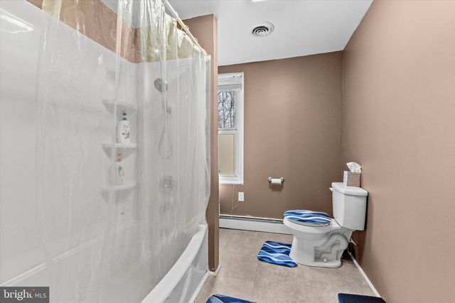 2689 SHERIDAN RD, York, PA 17406