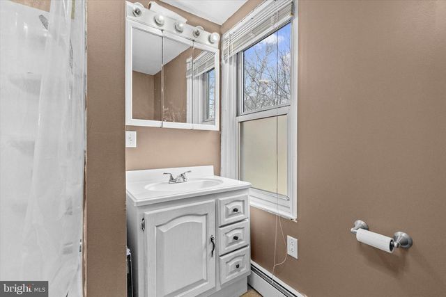 2689 SHERIDAN RD, York, PA 17406