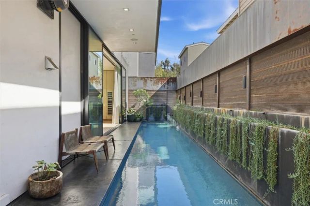 750 California Avenue, Venice, CA 90291