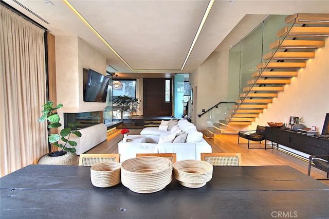 750 California Avenue, Venice, CA 90291