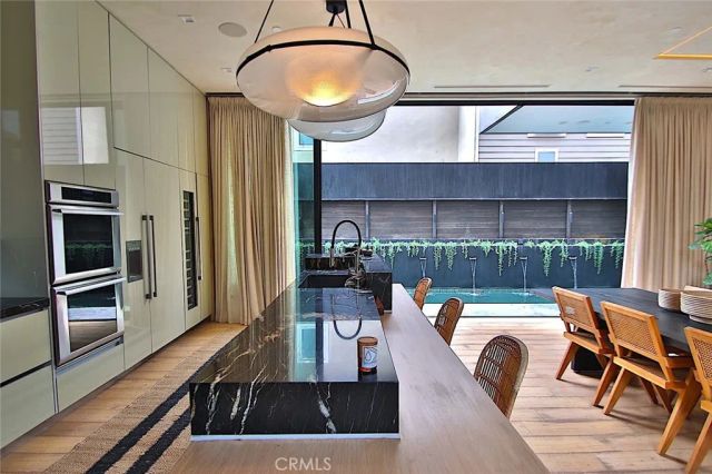 750 California Avenue, Venice, CA 90291