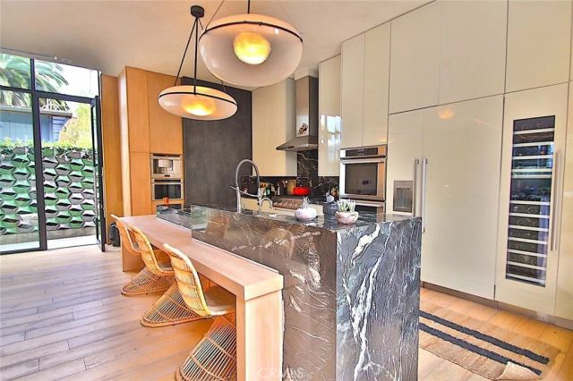 750 California Avenue, Venice, CA 90291