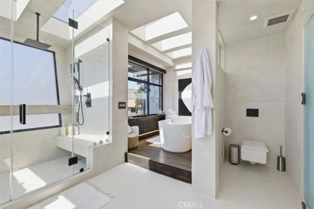 750 California Avenue, Venice, CA 90291