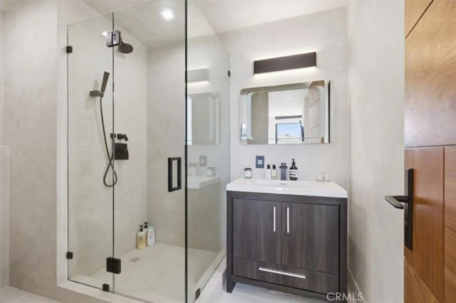 750 California Avenue, Venice, CA 90291