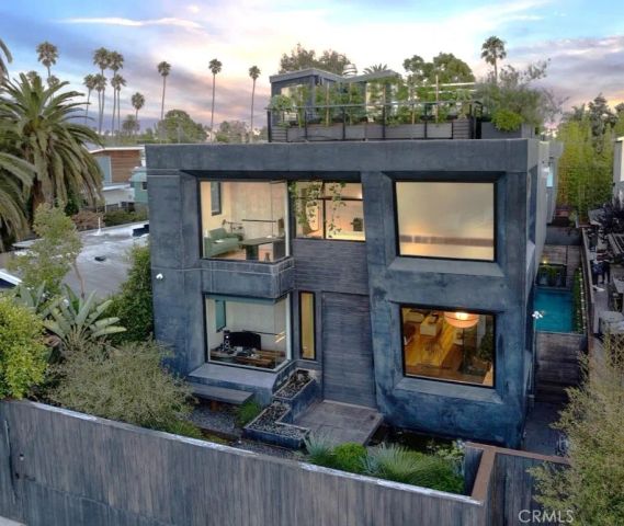 750 California Avenue, Venice, CA 90291