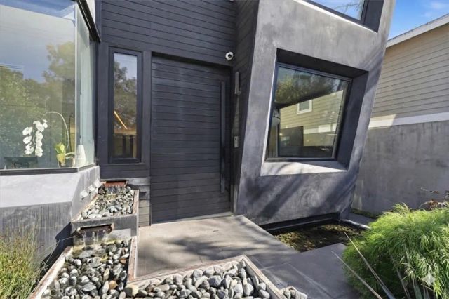 750 California Avenue, Venice, CA 90291