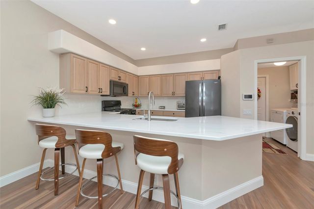 10651 OLD GROVE CIRCLE, Bradenton, FL 34212