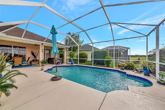 10651 OLD GROVE CIRCLE, Bradenton, FL 34212