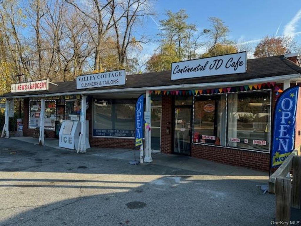 483-487 Kings Highway 483, Valley Cottage, NY 10989 — exterior