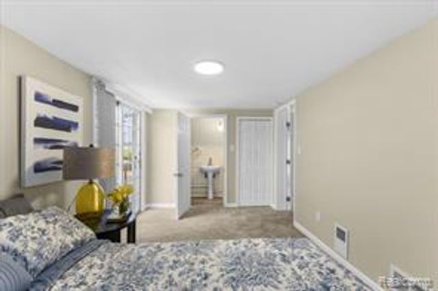 2104 11th Street, Wyandotte, MI 48192