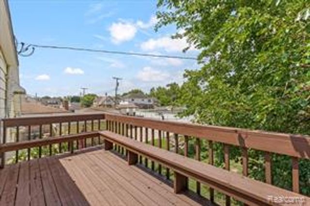 2104 11th Street, Wyandotte, MI 48192