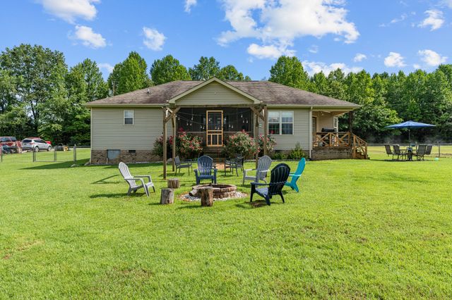 168 Overlook Cir, Tullahoma, TN 37388