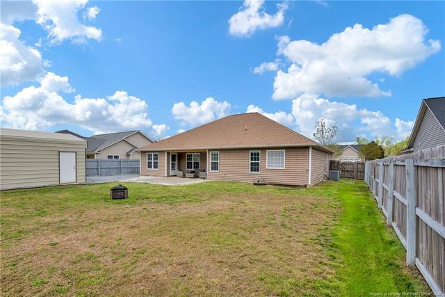 672 Hogart Street, Raeford, NC 28376