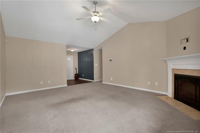 672 Hogart Street, Raeford, NC 28376