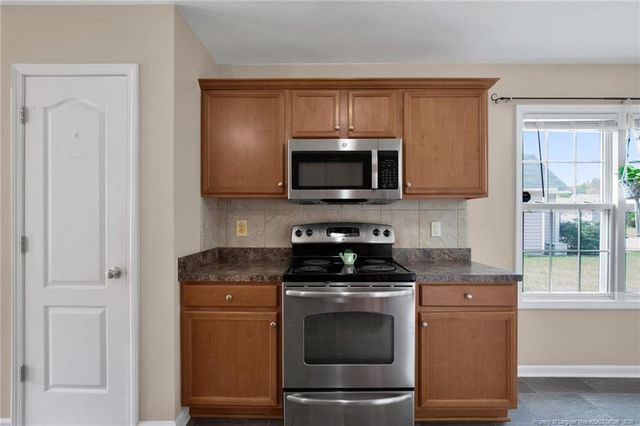 672 Hogart Street, Raeford, NC 28376