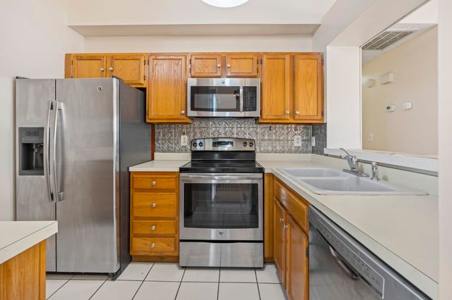 102 Whitehaven Ct., Myrtle Beach, SC 29577