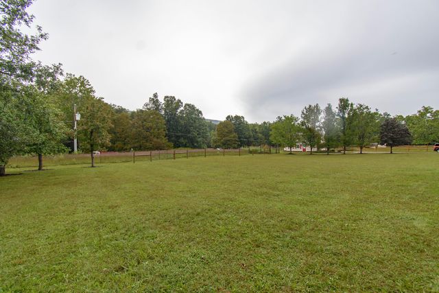 7083 Foxfire RD, Catawba, VA 24070