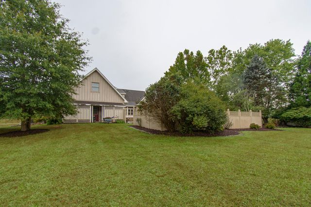 7083 Foxfire RD, Catawba, VA 24070