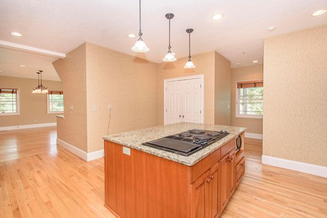 7083 Foxfire RD, Catawba, VA 24070