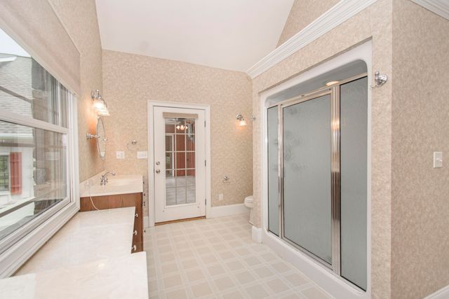 7083 Foxfire RD, Catawba, VA 24070