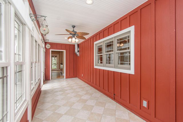 7083 Foxfire RD, Catawba, VA 24070