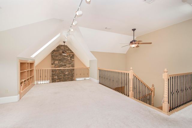 7083 Foxfire RD, Catawba, VA 24070