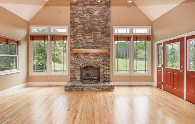 7083 Foxfire RD, Catawba, VA 24070