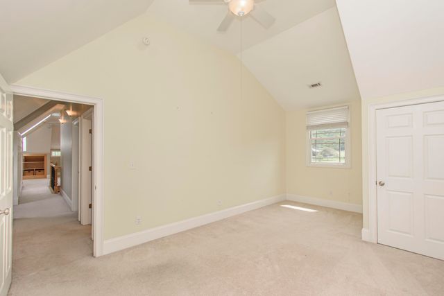 7083 Foxfire RD, Catawba, VA 24070