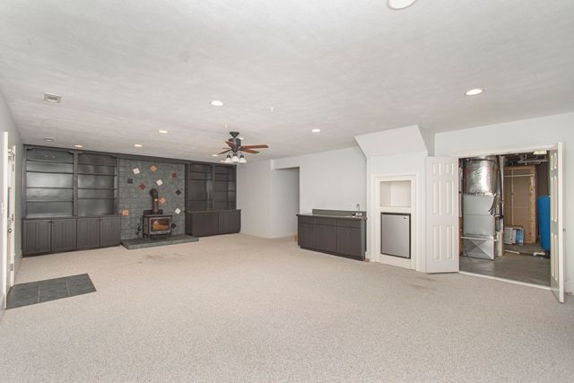 7083 Foxfire RD, Catawba, VA 24070