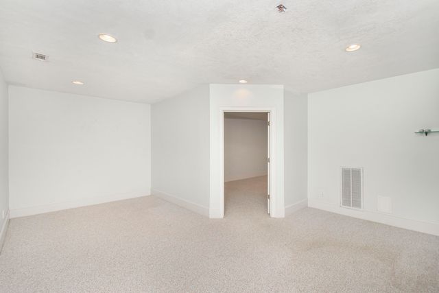 7083 Foxfire RD, Catawba, VA 24070