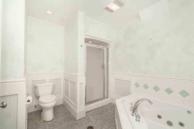 7083 Foxfire RD, Catawba, VA 24070