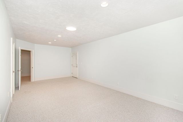 7083 Foxfire RD, Catawba, VA 24070